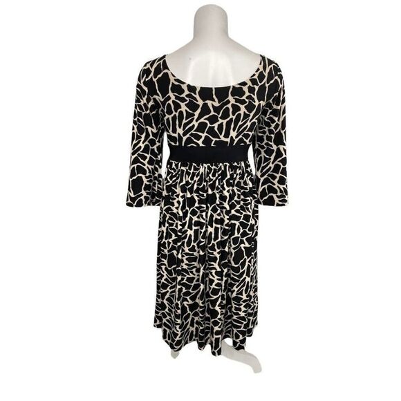 TIANA Black & Beige‎ Empire Waist Fit and Flare Stretch Knit Dress Sz 8 - Picture 3 of 7